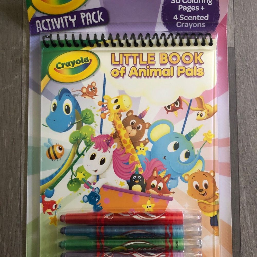 Crayola Animal Pals Coloring Set with Scented Crayons